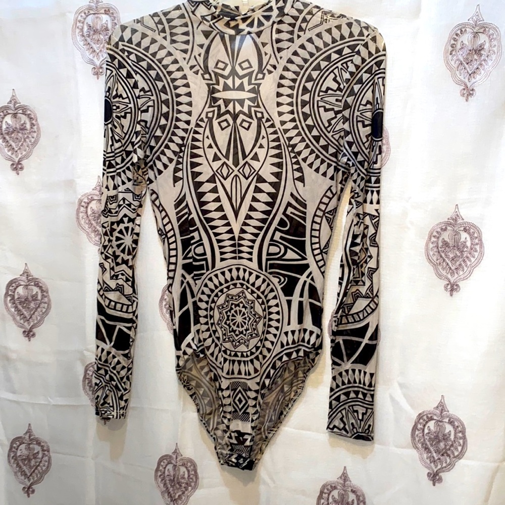 K TOO MESH NYLON BODYSUIT LONG SLEEVES STRETCHY SNAP CROTCH SZ L